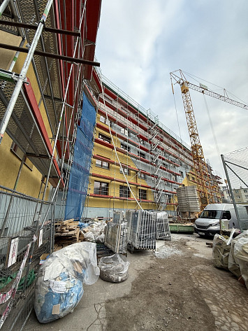 Nástavba domova mládeže a školní jídelna | České Budějovice 973 m²